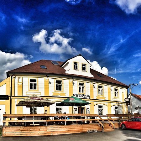 Hotel Pod Koksinem Spalene Porici Екстер'єр фото