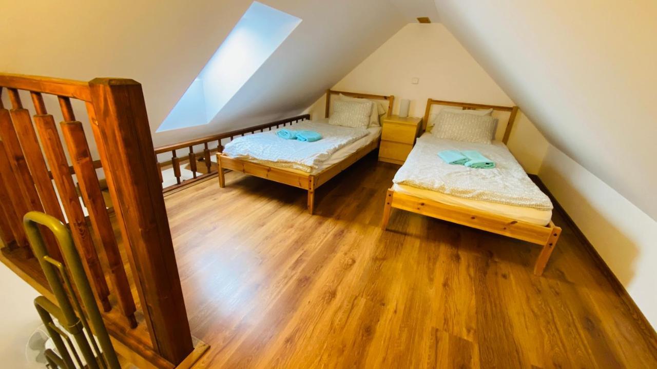 Hotel Pod Koksinem Spalene Porici Екстер'єр фото