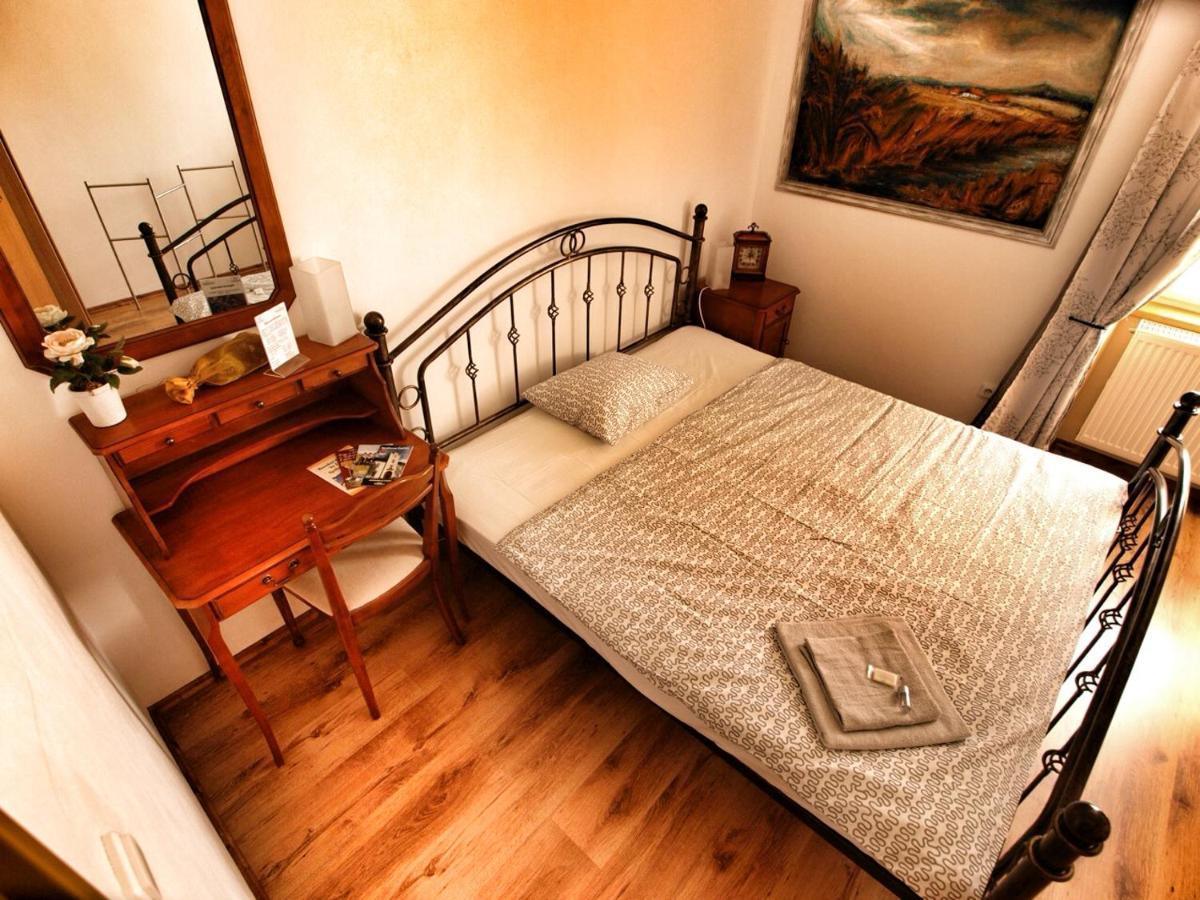 Hotel Pod Koksinem Spalene Porici Екстер'єр фото
