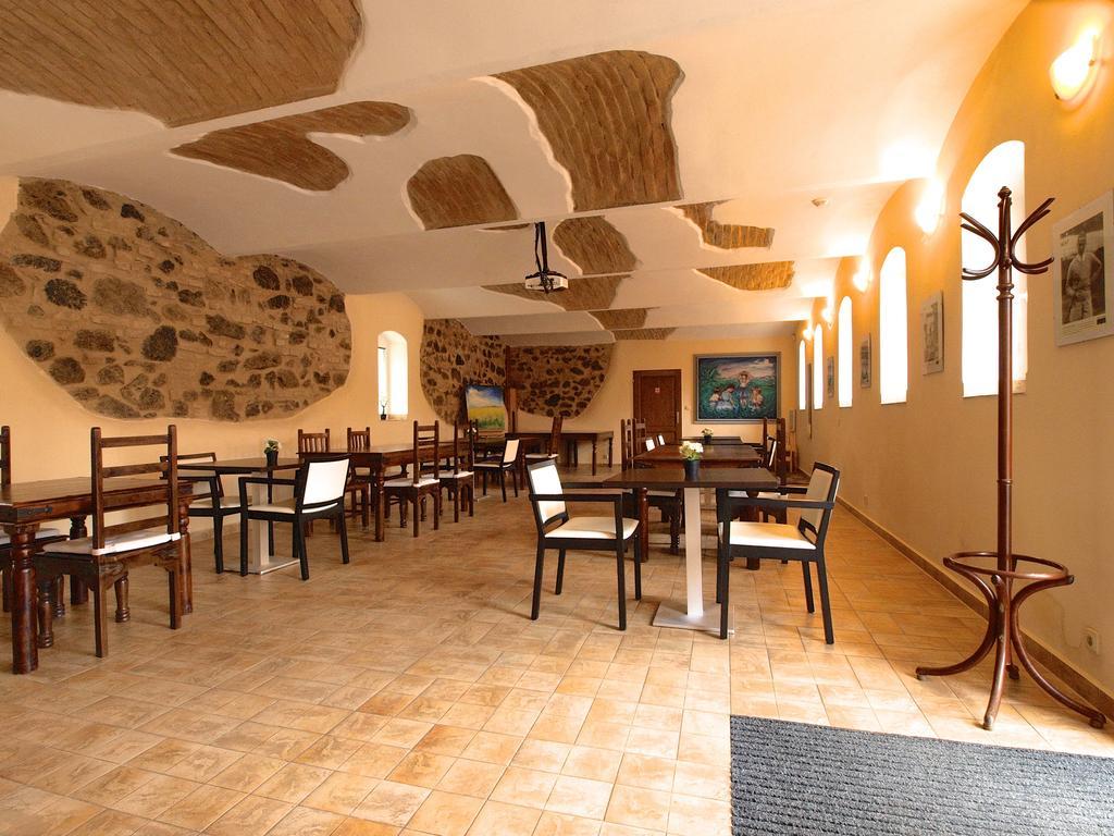 Hotel Pod Koksinem Spalene Porici Екстер'єр фото